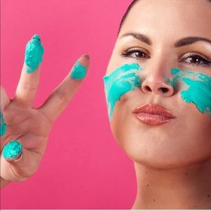 NWT Full Size! DEW OF THE GODS 'Fijifuji' Collagen Whip Vitamin Mask